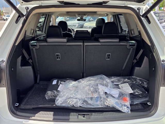 New 2026 Volkswagen Atlas SEL Premium R-Line AWD/4WD image 14