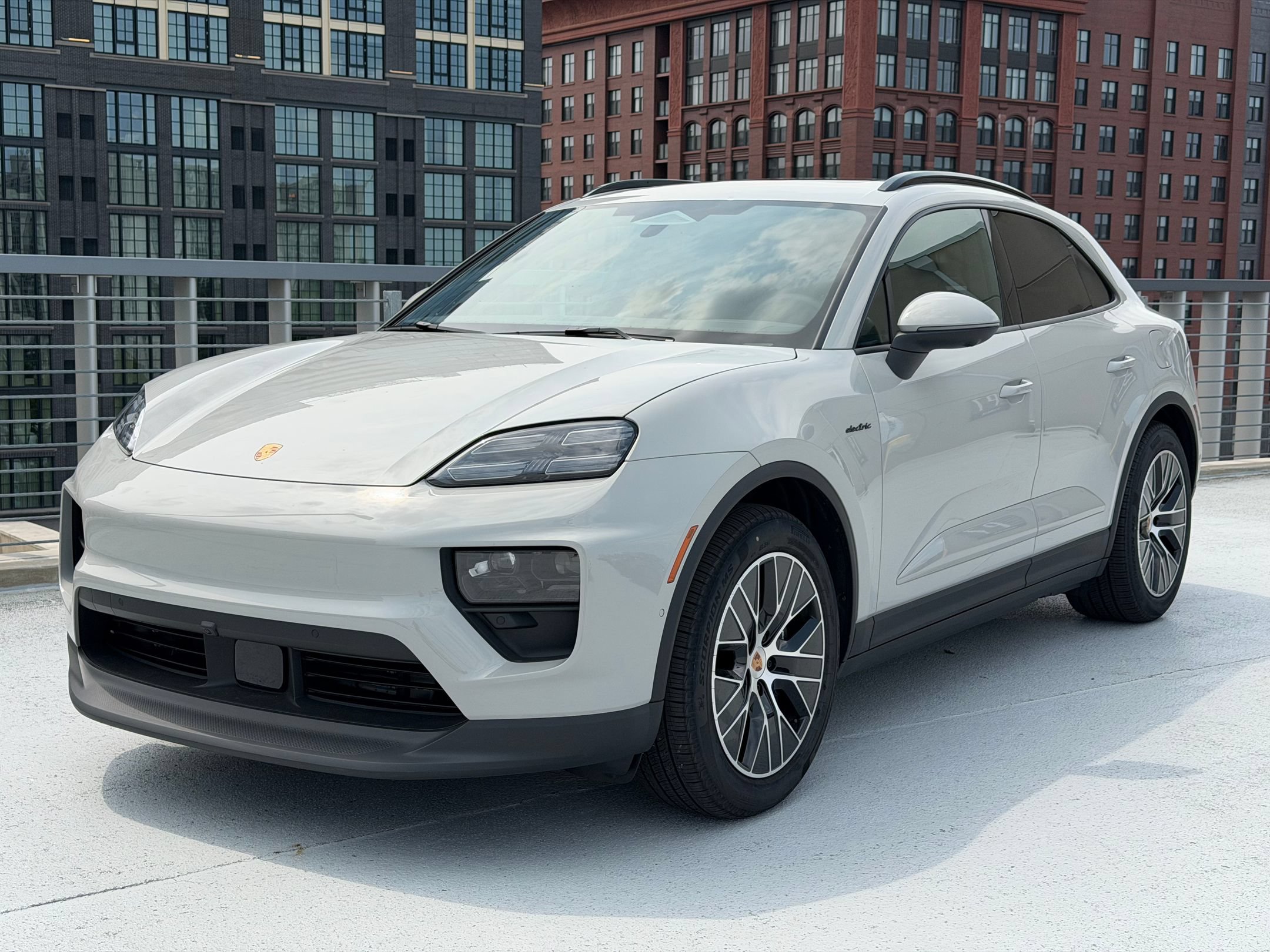 New 2026 Porsche Macan 4 Electric AWD/4WD image 1