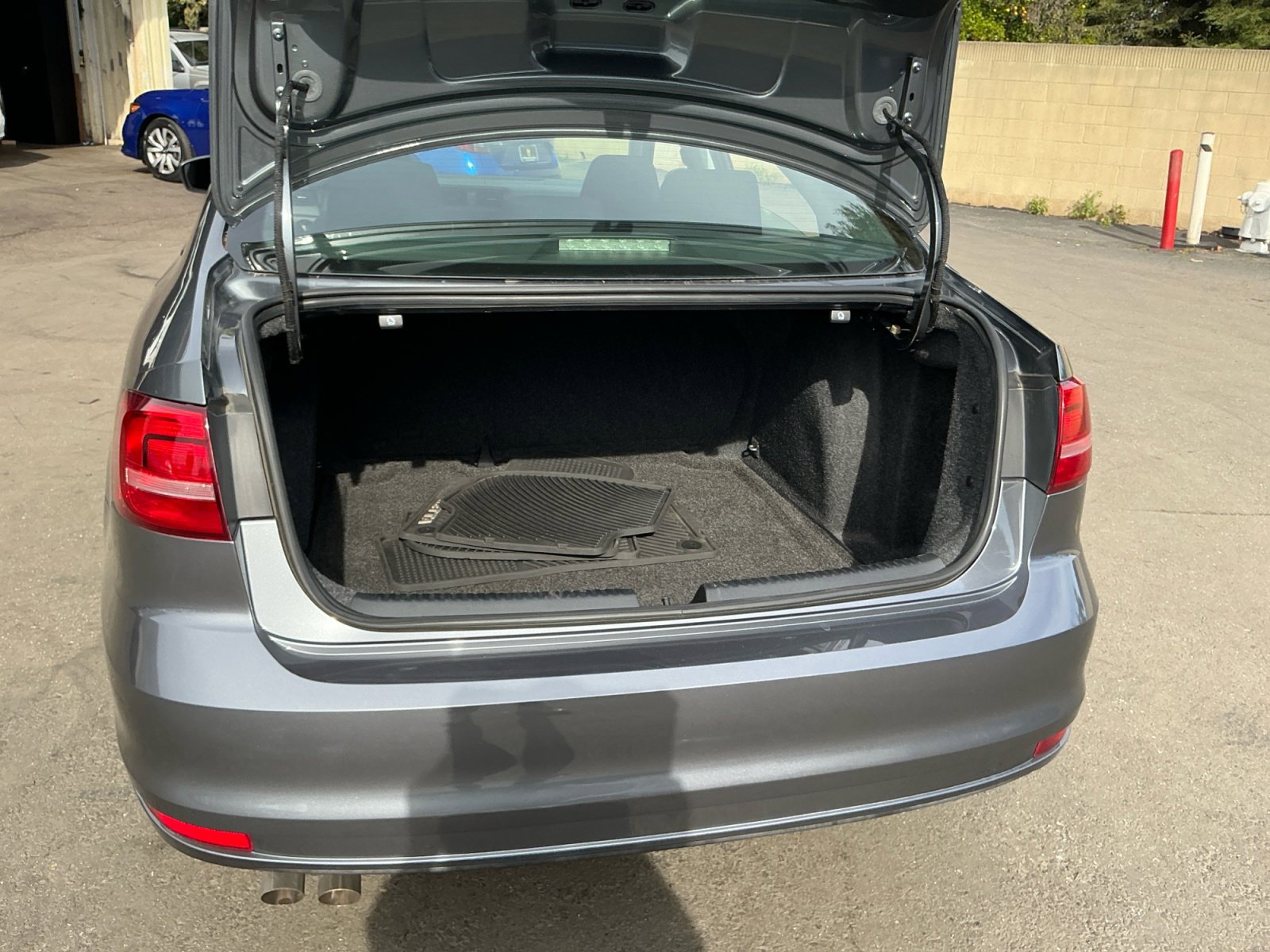 Used 2015 Volkswagen Jetta S image 22