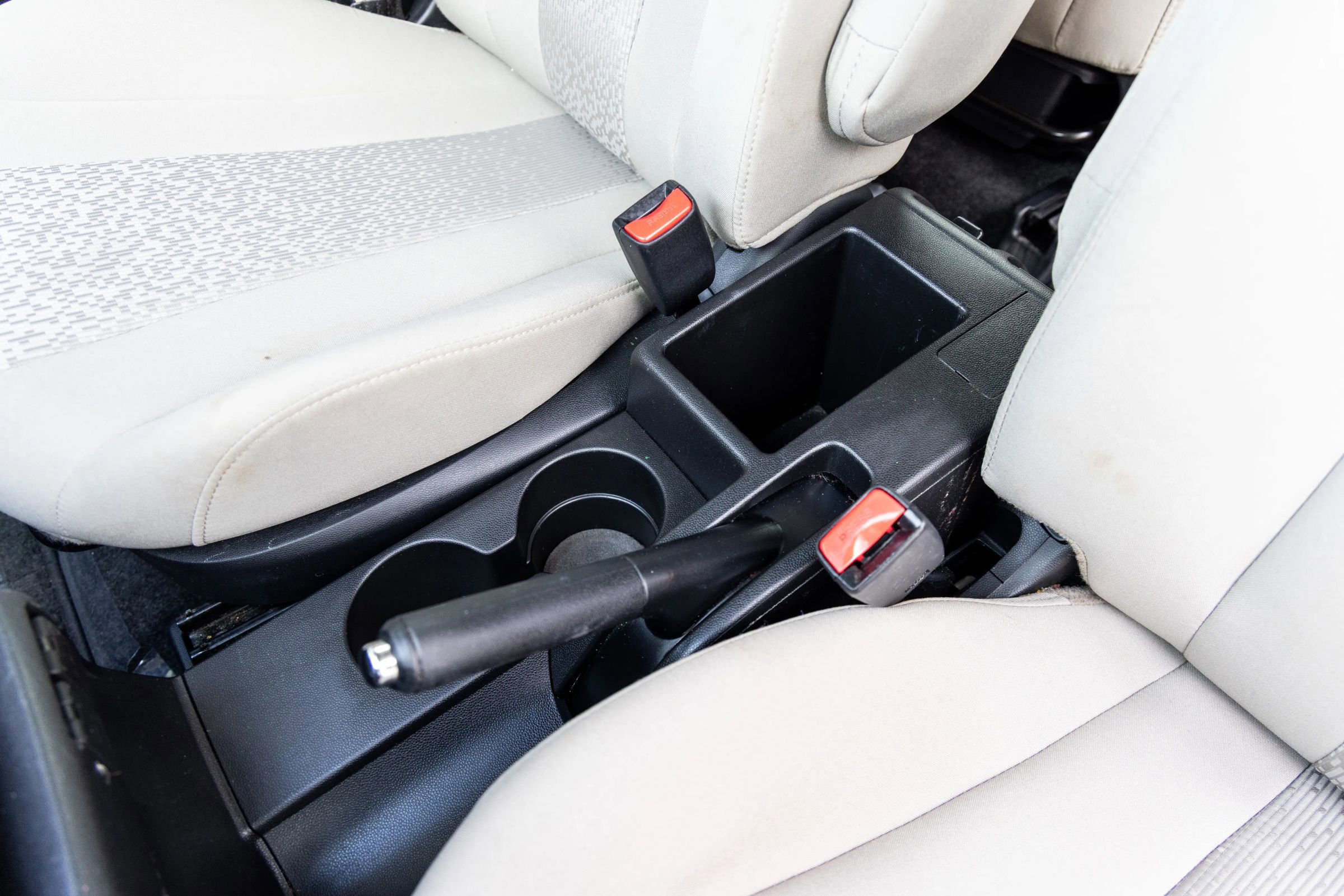 Used 2012 MAZDA MAZDA5 Sport image 28