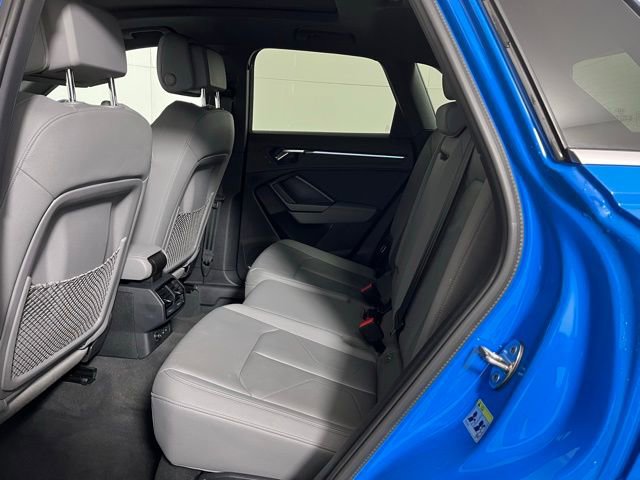 Used 2020 Audi Q3 2.0T Prestige w/ Prestige Package image 21