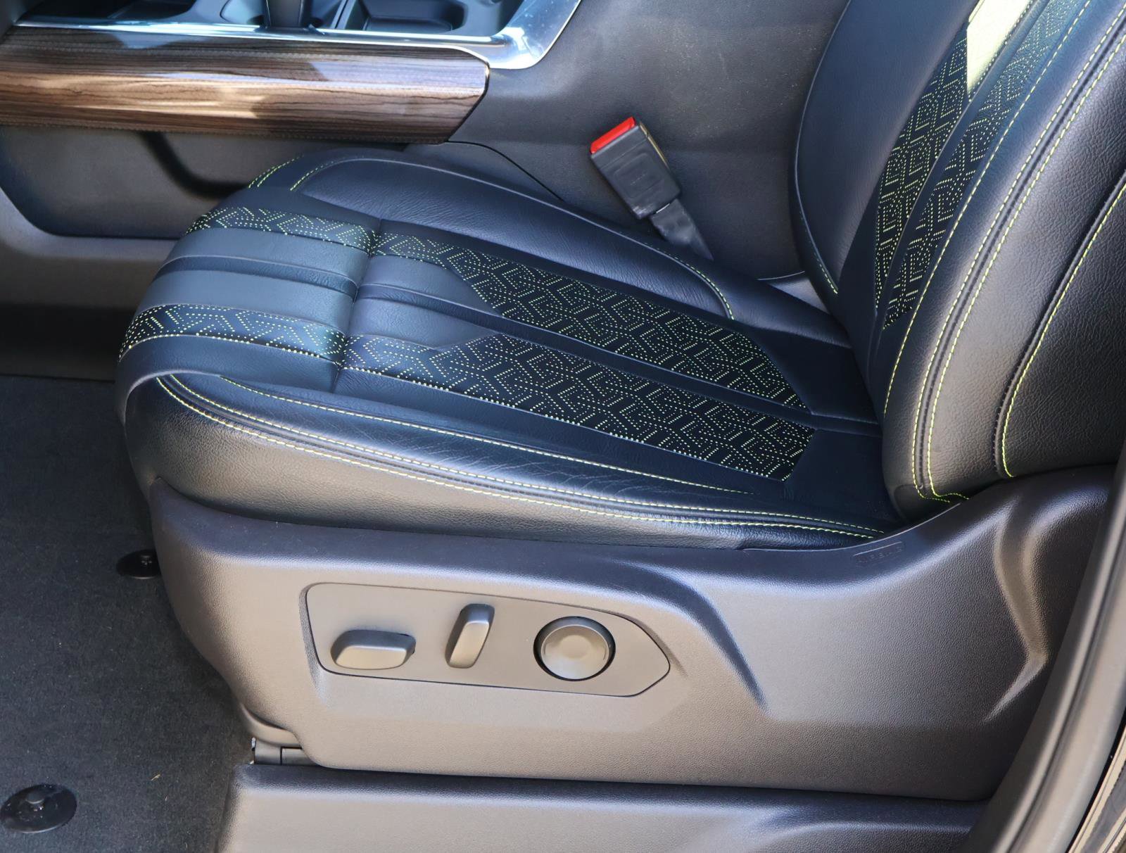 Used 2024 Chevrolet Silverado 1500 RST w/ All Star Edition Plus image 17