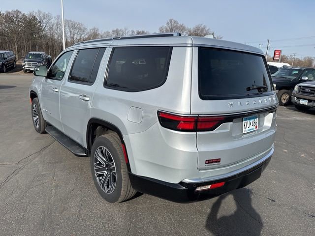 Used 2023 Jeep Wagoneer 4WD w/ Premium Group I image 8