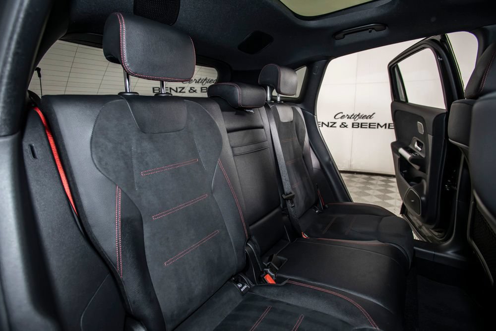 Used 2025 Mercedes-Benz GLA 35 AMG 4MATIC image 15