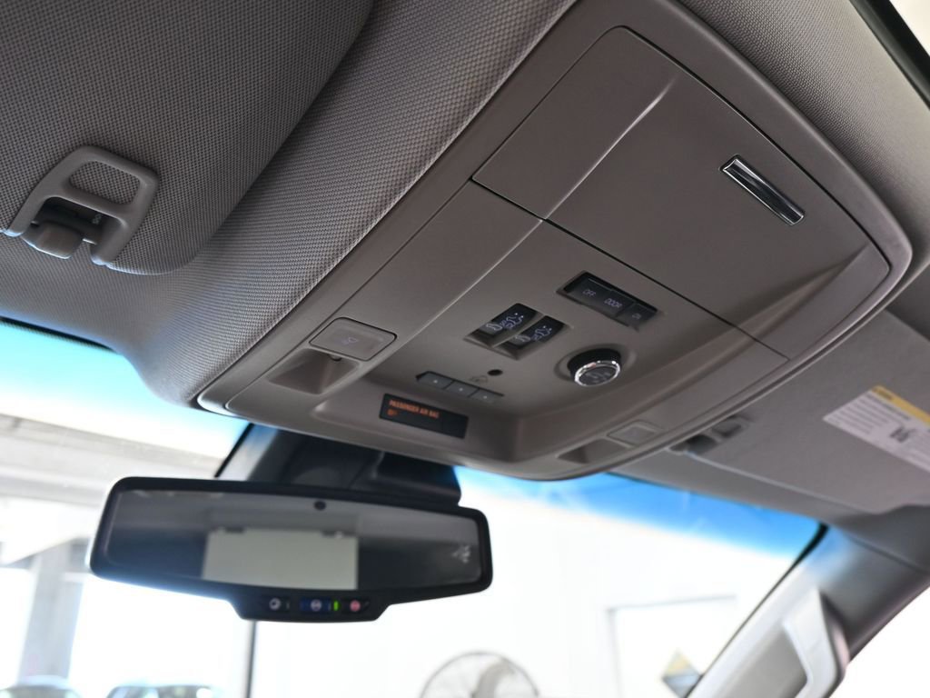 Used 2017 GMC Yukon SLT w/ Open Road Package image 30