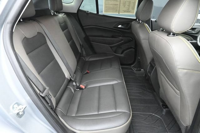 Used 2025 Chevrolet Trax ACTIV w/ Sunroof Package FWD image 30