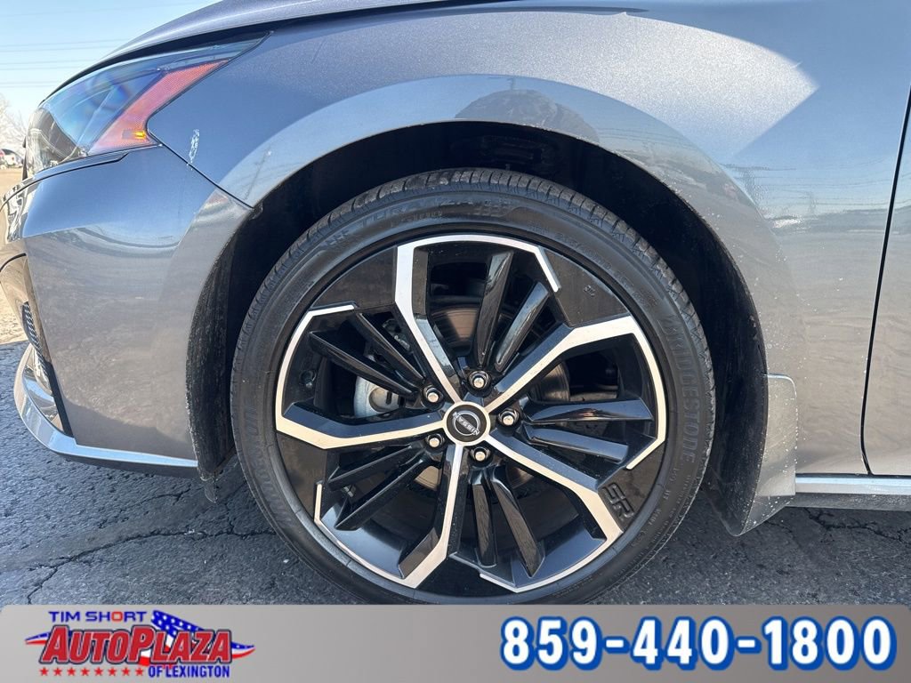 Used 2023 Nissan Altima 2.5 SR image 6
