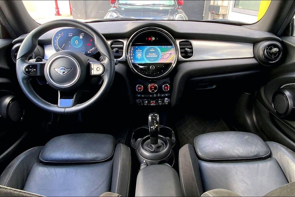 Certified 2023 MINI Cooper S w/ Signature Upholstery Package FWD image 11