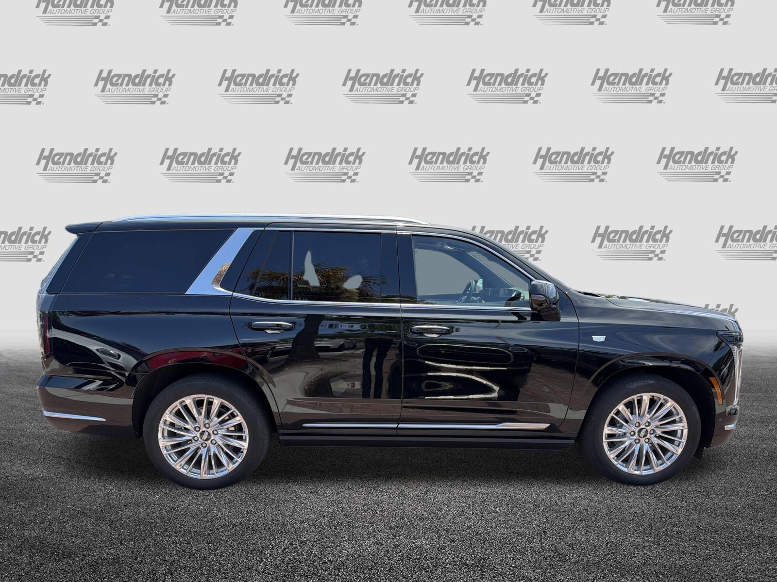 Used 2025 Cadillac Escalade Premium Luxury w/ Touring Package AWD/4WD image 11