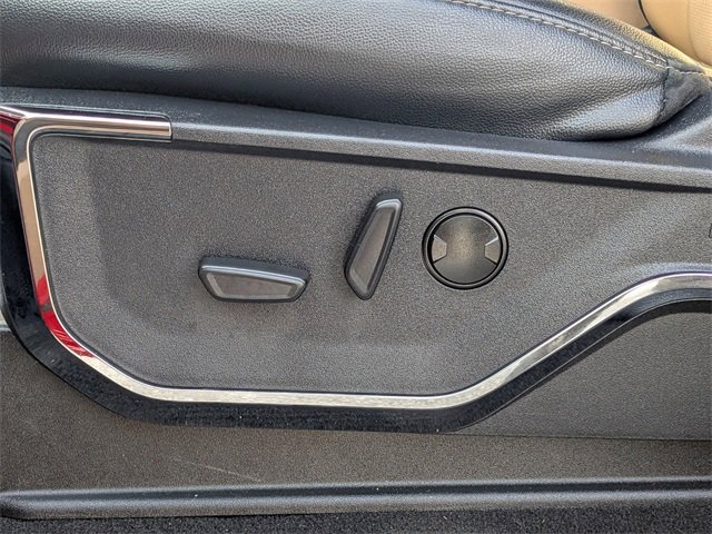 Used 2024 Ford F350 Lariat w/ Lariat Ultimate Package image 18