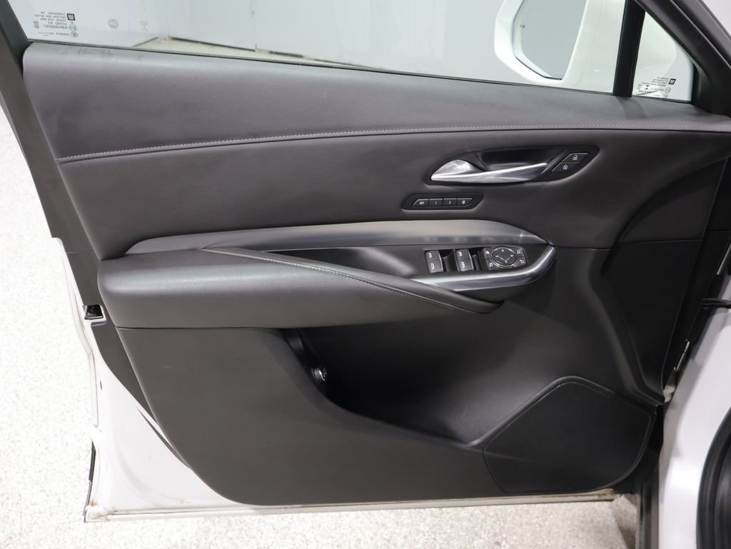 Used 2021 Cadillac XT4 Premium Luxury w/ Sun And Sound Package AWD/4WD image 14