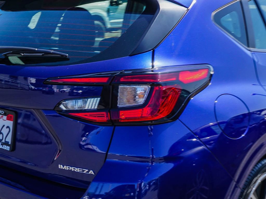 Certified 2025 Subaru Impreza 2.0i Sport AWD/4WD image 7