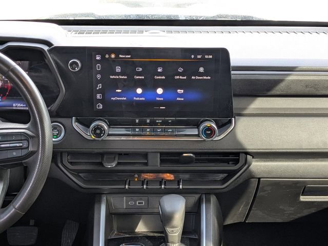 Used 2023 Chevrolet Colorado Trail Boss w/ Technology Package image 17