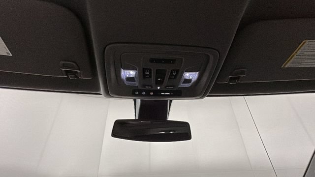 Used 2020 GMC Sierra 1500 SLT w/ SLT Premium Plus Package AWD/4WD image 25