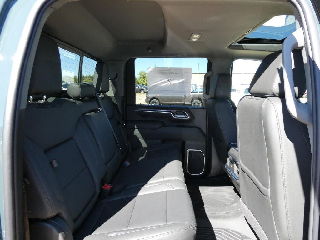 New 2026 Chevrolet Silverado 2500 LTZ w/ LTZ Plus Package AWD/4WD image 14
