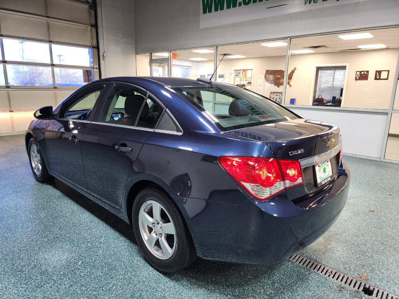 Used 2016 Chevrolet Cruze LT FWD image 9