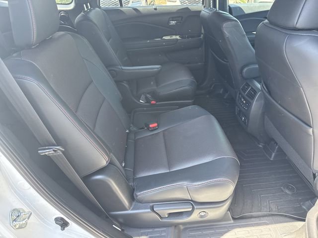 Used 2021 Honda Pilot Black Edition image 15
