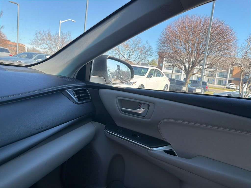 Used 2016 Toyota Camry XLE w/ Protection Package (Q2) image 38