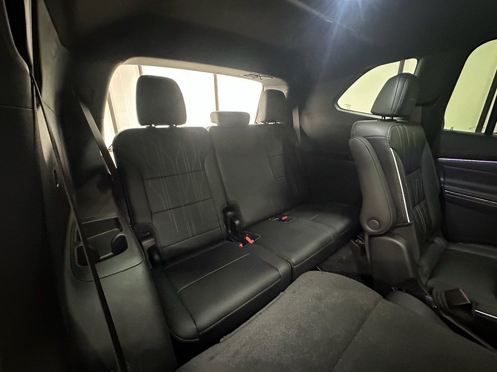 Certified 2025 Buick Enclave Avenir image 22