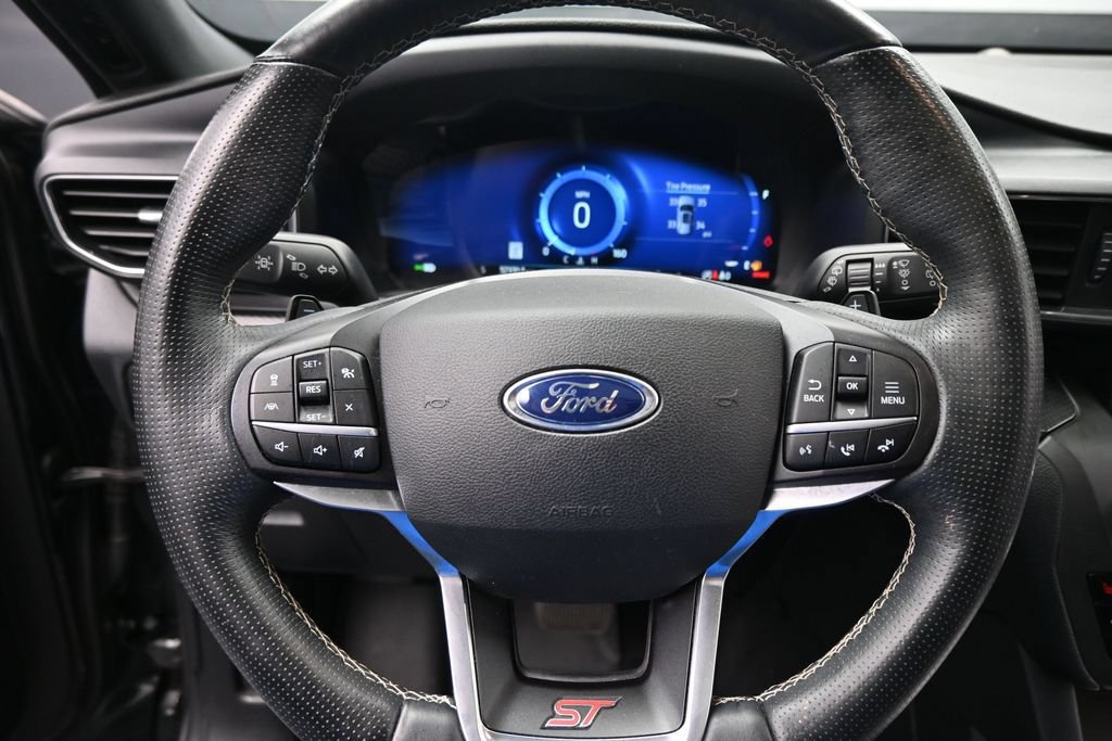 Used 2020 Ford Explorer ST w/ Premium Technology Package AWD/4WD image 15
