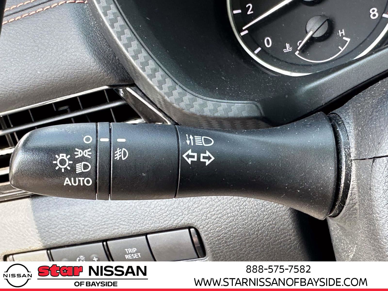 Certified 2022 Nissan Sentra SR w/ Trunk Package image 29