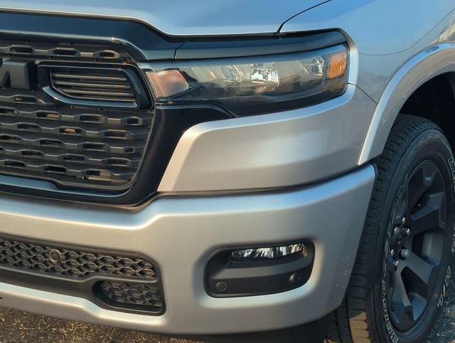 Used 2025 RAM 1500 Big Horn AWD/4WD image 9
