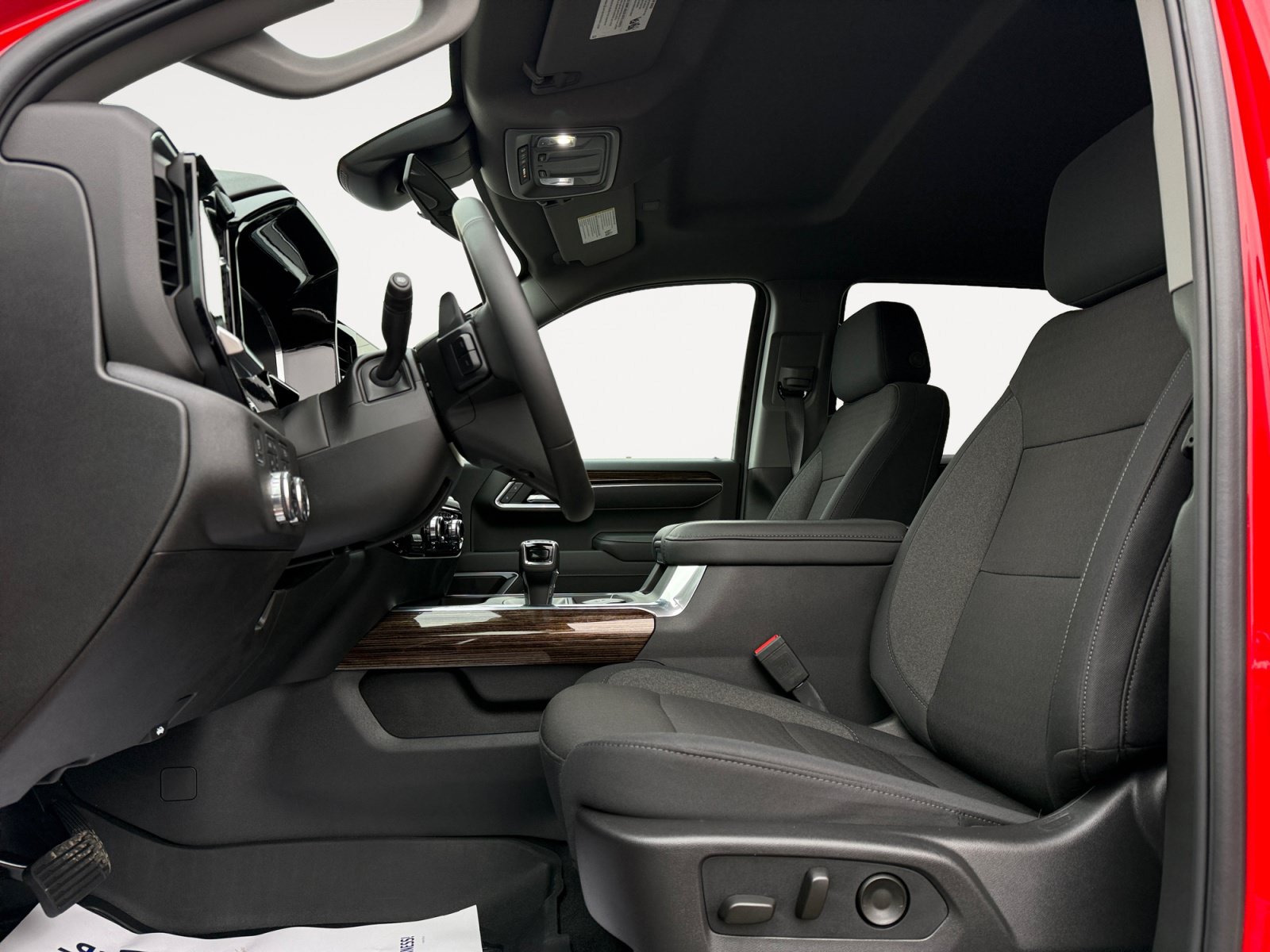 New 2026 GMC Sierra 1500 Elevation w/ LPO, Elevation Black Package AWD/4WD image 9