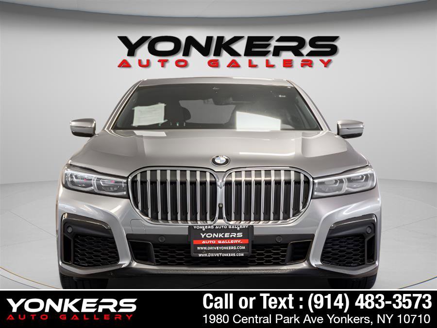 Used 2020 BMW 740i w/ M Sport Package RWD image 14