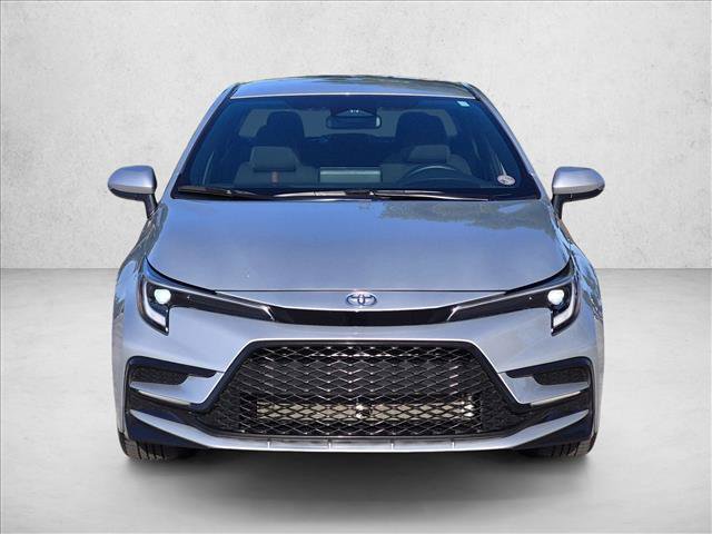 Used 2026 Toyota Corolla SE FWD image 2