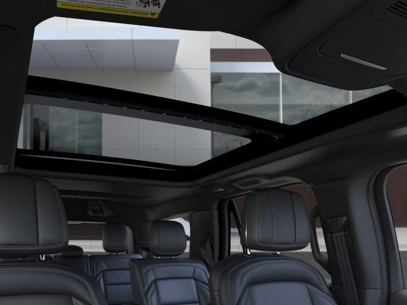 New 2026 Lincoln Navigator Reserve w/ Jet Appearance Package AWD/4WD image 22