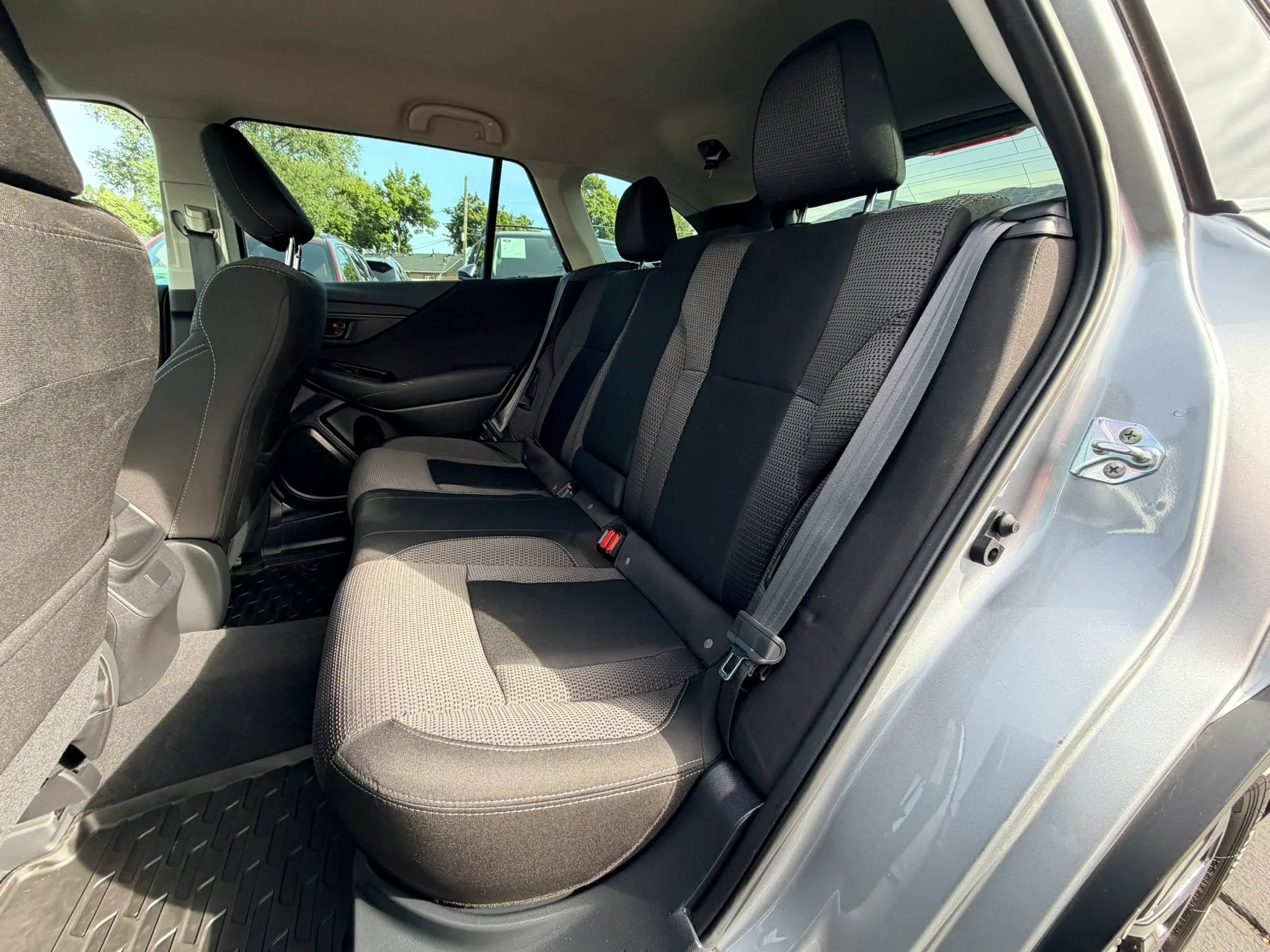 Used 2025 Subaru Outback AWD/4WD image 20