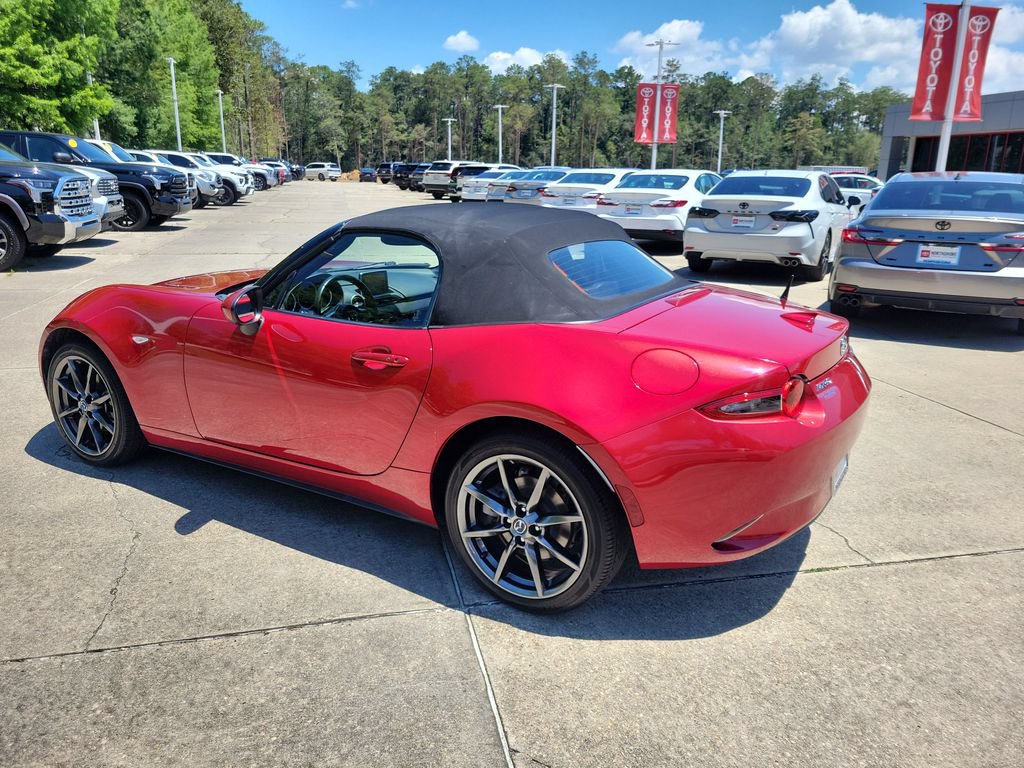 Used 2017 MAZDA MX-5 Miata Grand Touring RWD image 3