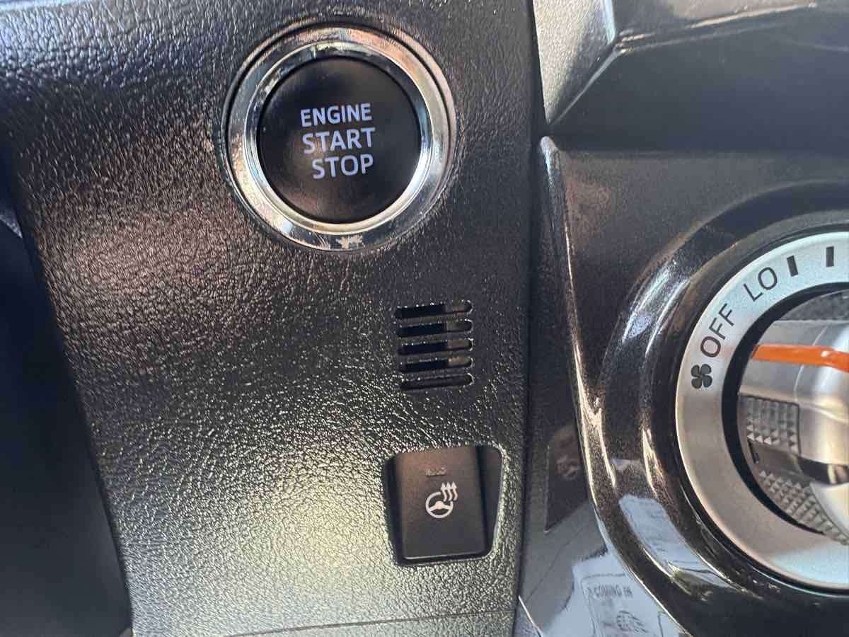 Used 2024 Toyota 4Runner TRD Off-Road Premium image 41