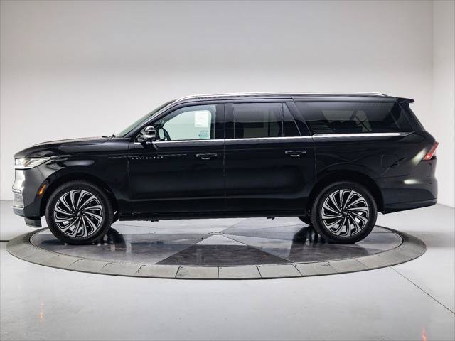 New 2027 Lincoln Navigator L Black Label AWD/4WD image 2