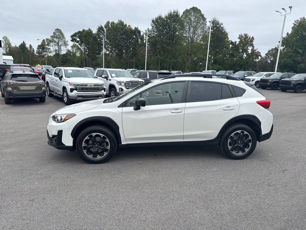 Used 2023 Subaru Crosstrek 2.0i image 2
