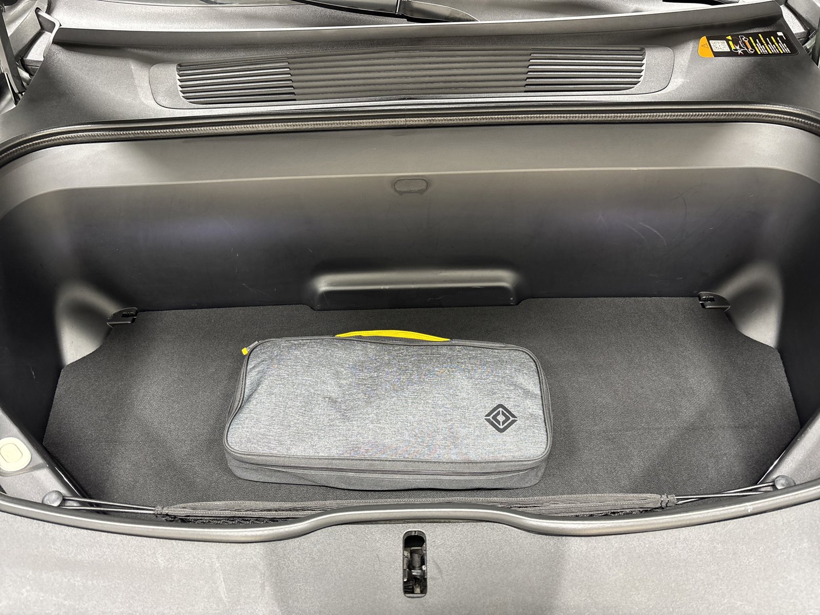 Used 2023 Rivian R1T Adventure image 14