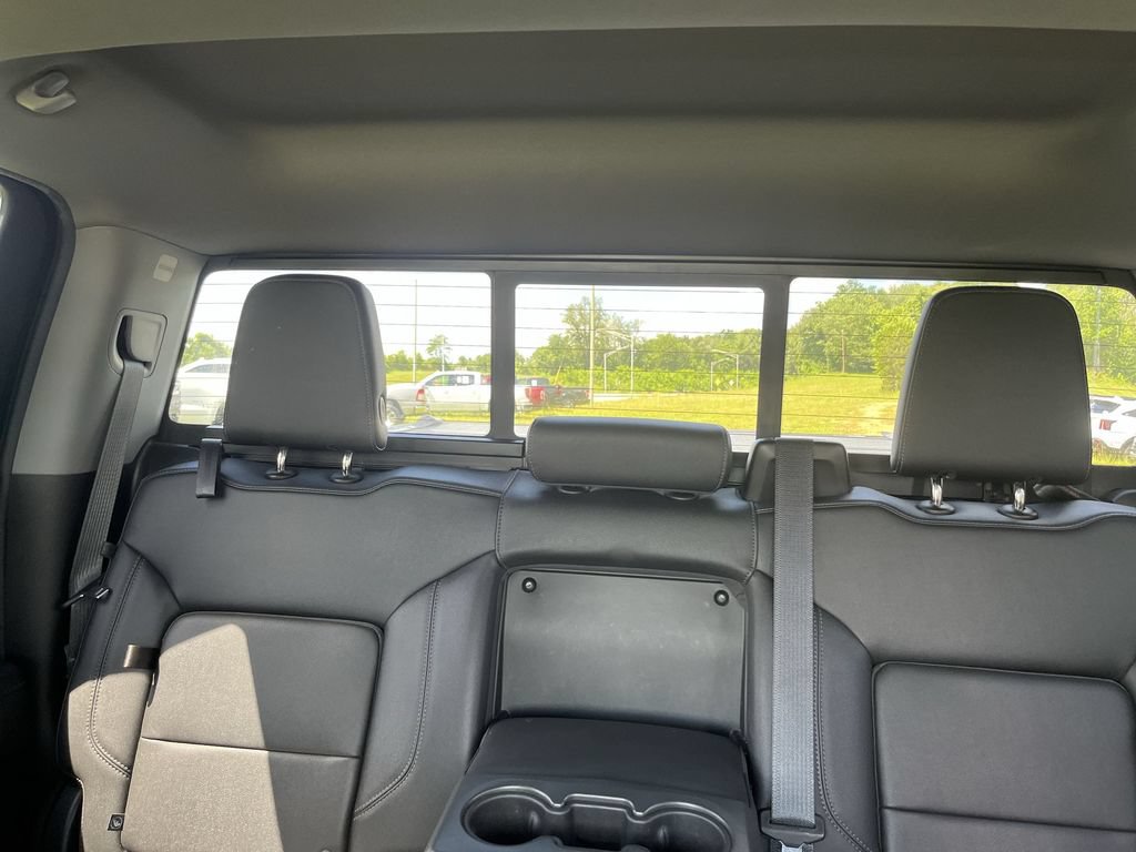 Used 2021 Chevrolet Silverado 1500 LT Trail Boss w/ Convenience Package II AWD/4WD image 23