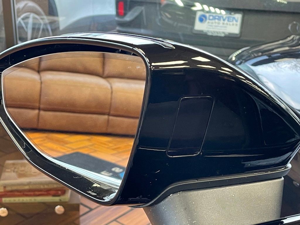 Used 2024 Audi e-tron GT Premium Plus w/ Executive Package image 17