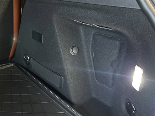 Used 2023 MINI Cooper Countryman SE w/ Storage Package image 32