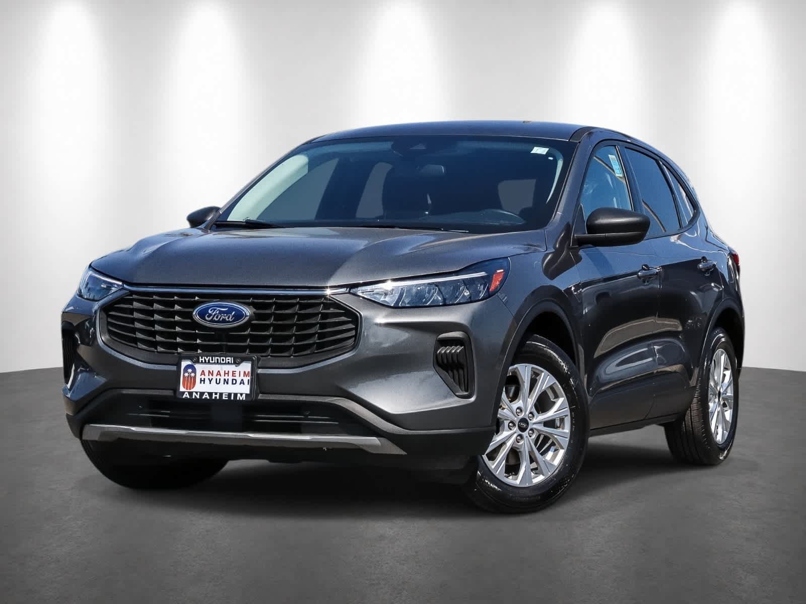 Used 2025 Ford Escape Active FWD image 1