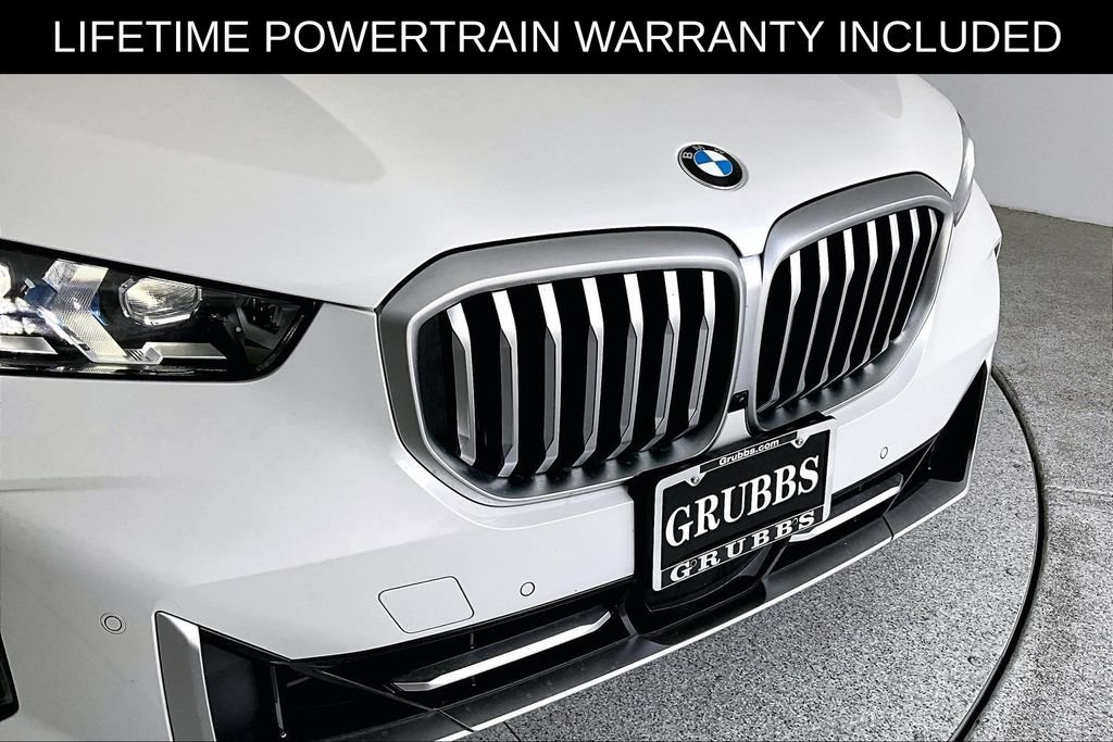Used 2025 BMW X5 xDrive40i AWD/4WD image 36