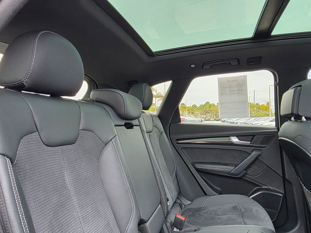 Used 2022 Audi SQ5 Premium Plus image 14
