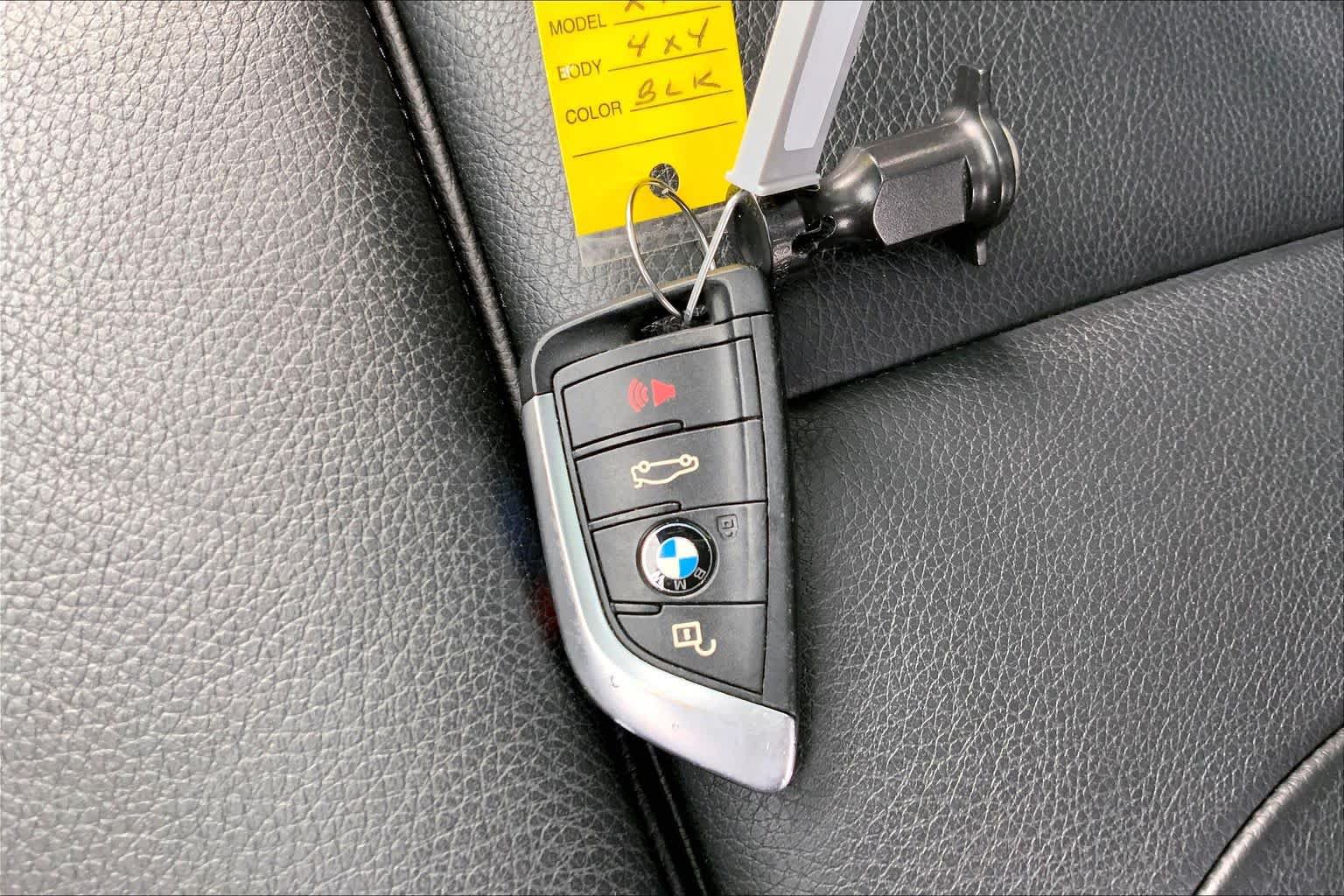 Used 2021 BMW X1 xDrive28i w/ M Sport Package AWD/4WD image 14