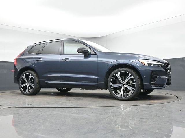 Used 2023 Volvo XC60 B6 Ultimate w/ Protection Package Premier image 39