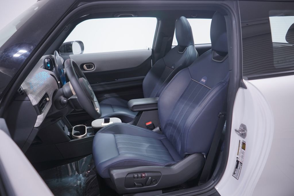 Used 2025 MINI Cooper S image 7