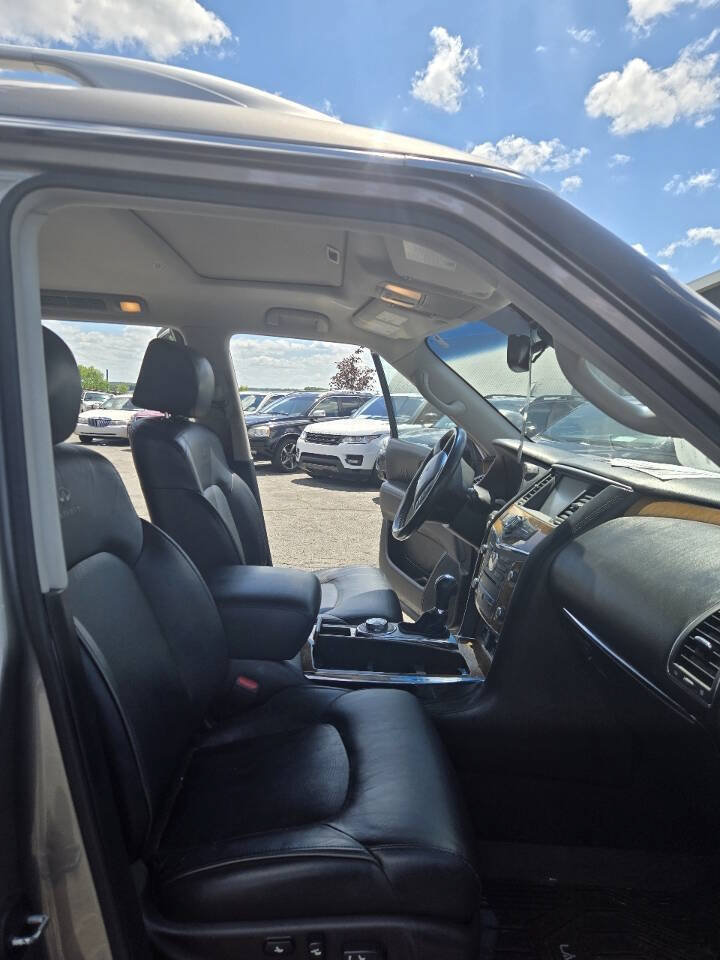 Used 2014 INFINITI QX80 4WD w/ Theater Package image 19