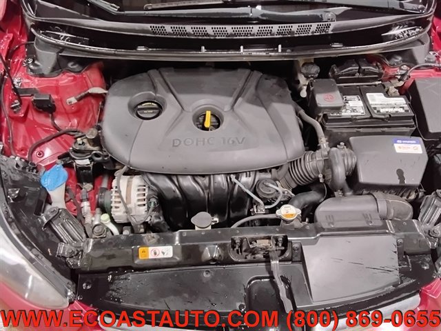 Used 2015 Hyundai Elantra Limited w/ Option Group 05 FWD image 9