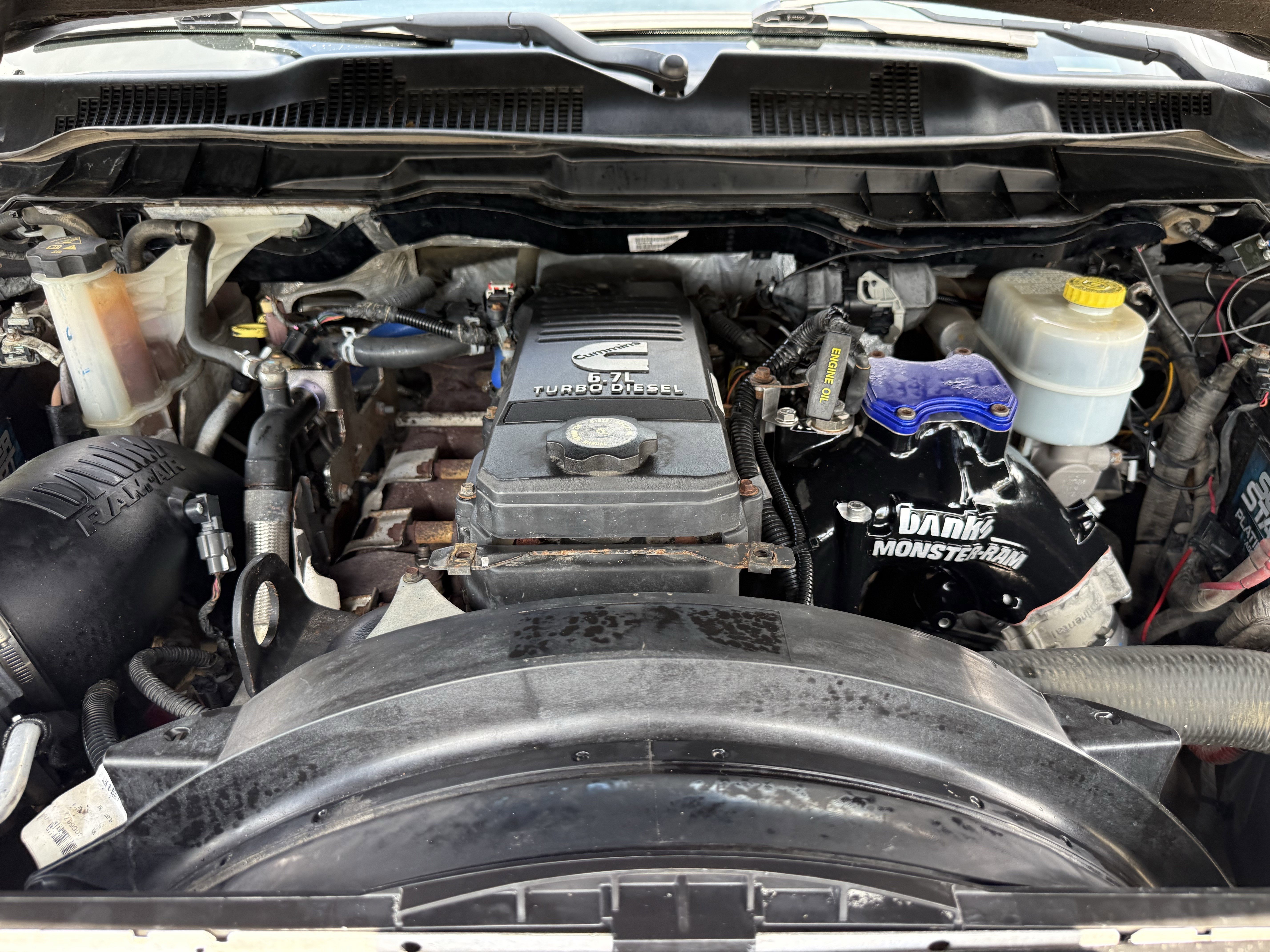 Used 2015 RAM 3500 Laramie image 30