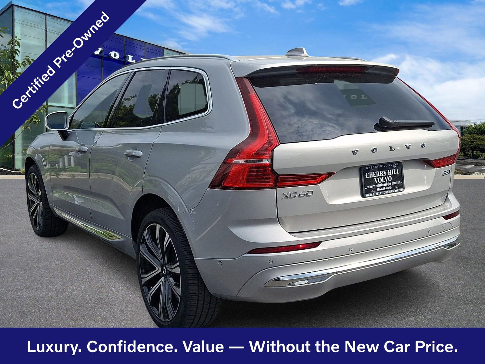 Certified 2023 Volvo XC60 B5 Ultimate w/ Climate Package AWD/4WD image 5
