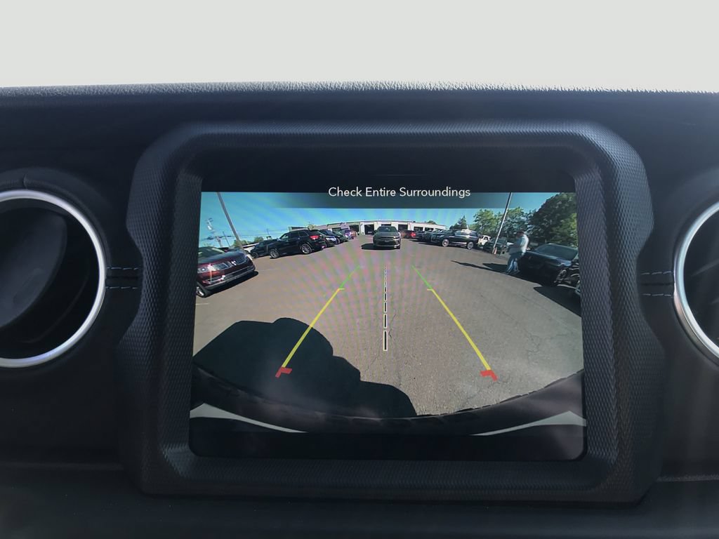 Used 2023 Jeep Wrangler Unlimited Rubicon 4xe w/ Cold Weather Group AWD/4WD image 26